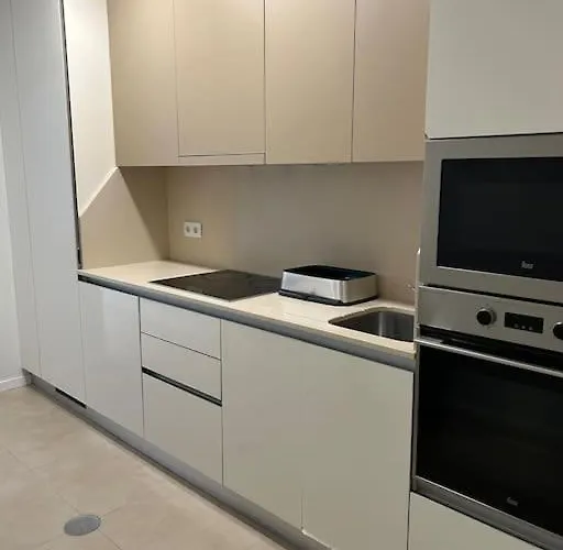 Acolhedor Em شقة أفيرو