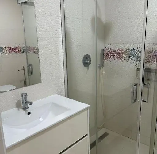 شقة Acolhedor Em أفيرو